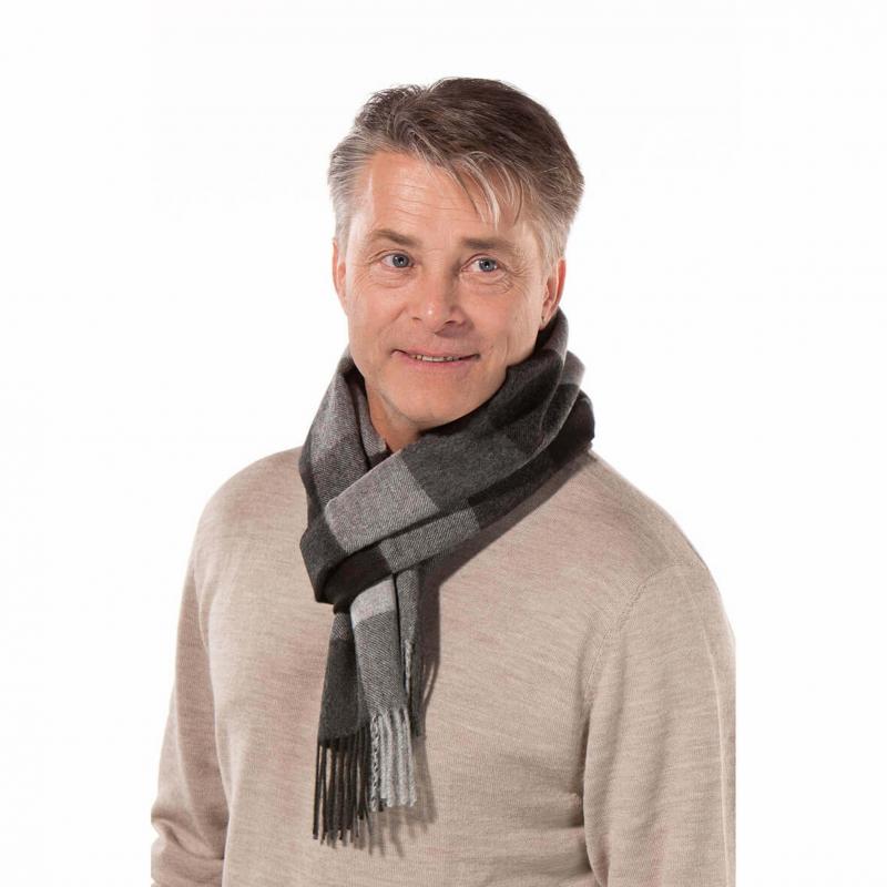 Grau karriert